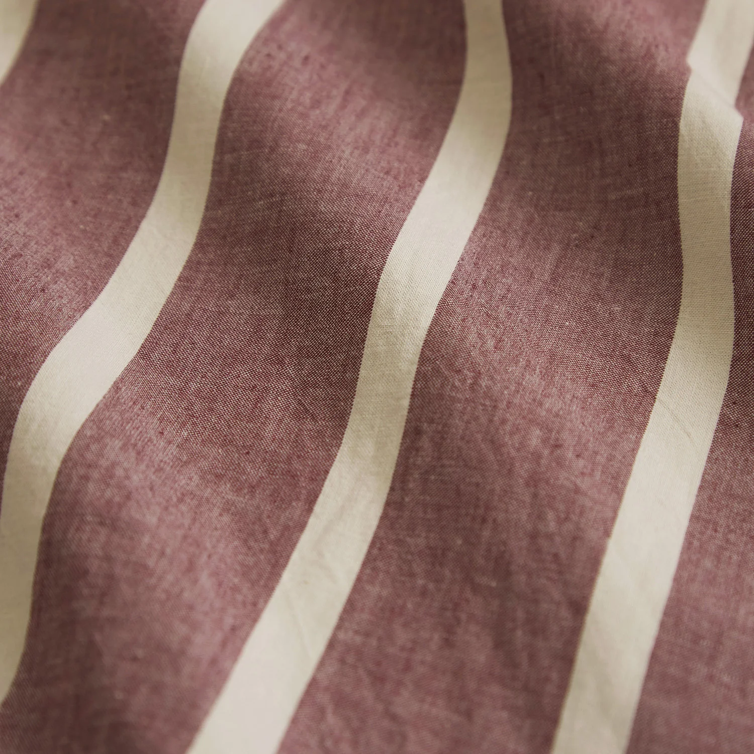 Abrielle Cotton Euro Pillowcase Set - Mahogany - Image 4