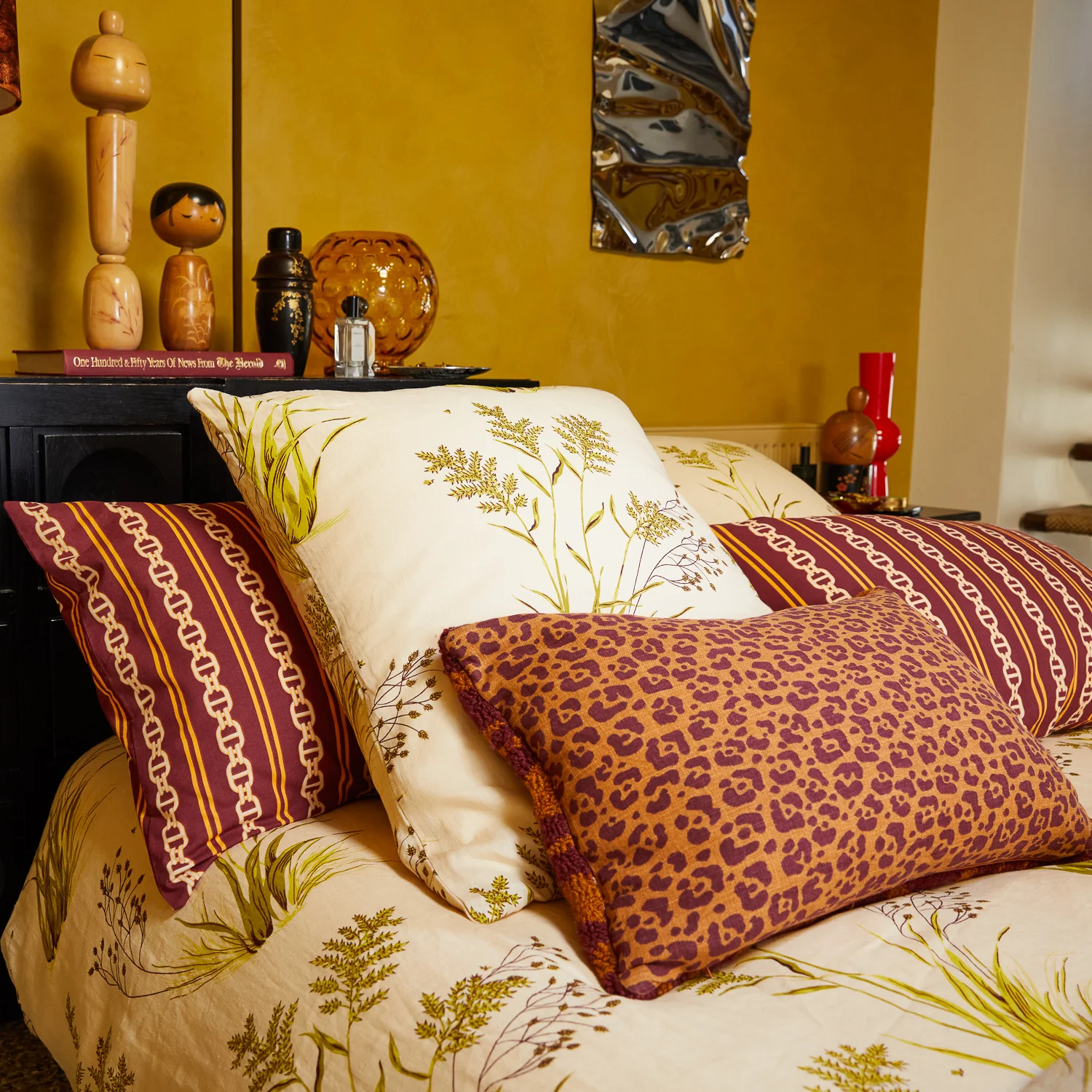 Adelyn Linen Euro Pillowcase Set - Image 2