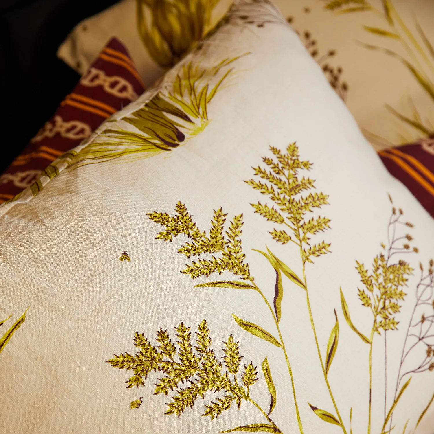 Adelyn Linen Euro Pillowcase Set - Image 6