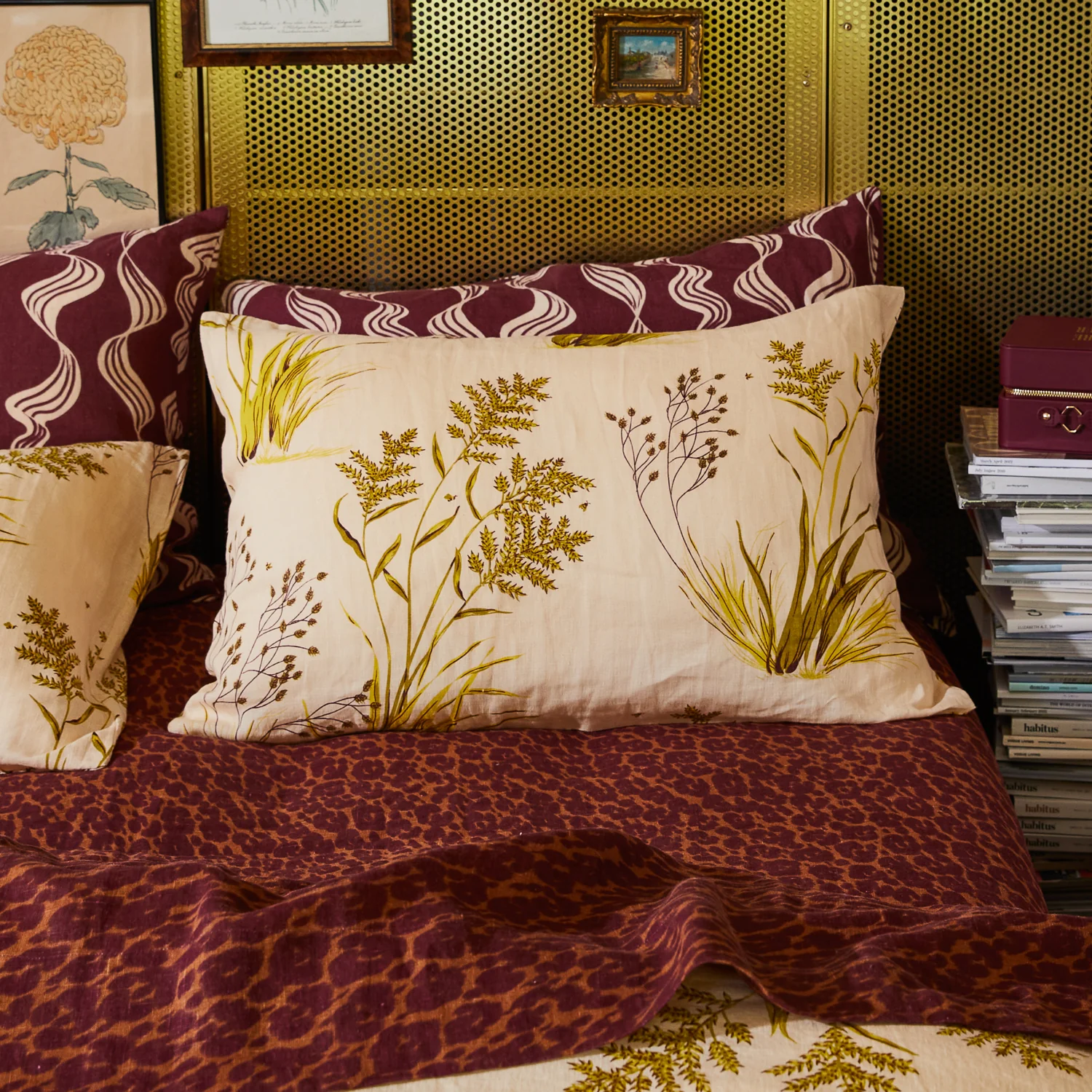 Adelyn Linen Pillowcase Set - Image 2