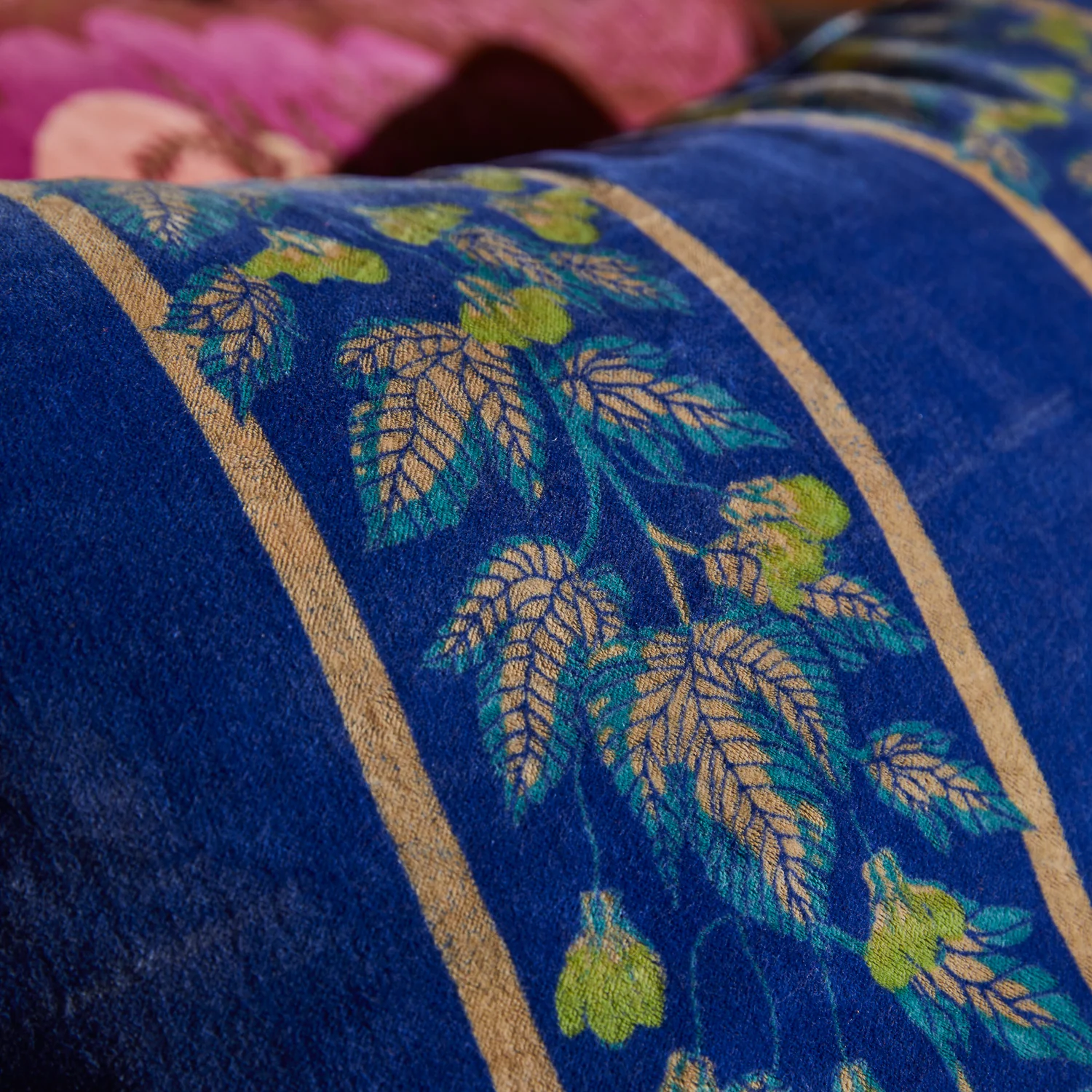 Agata Velvet Cushion - Ultramarine - Image 3
