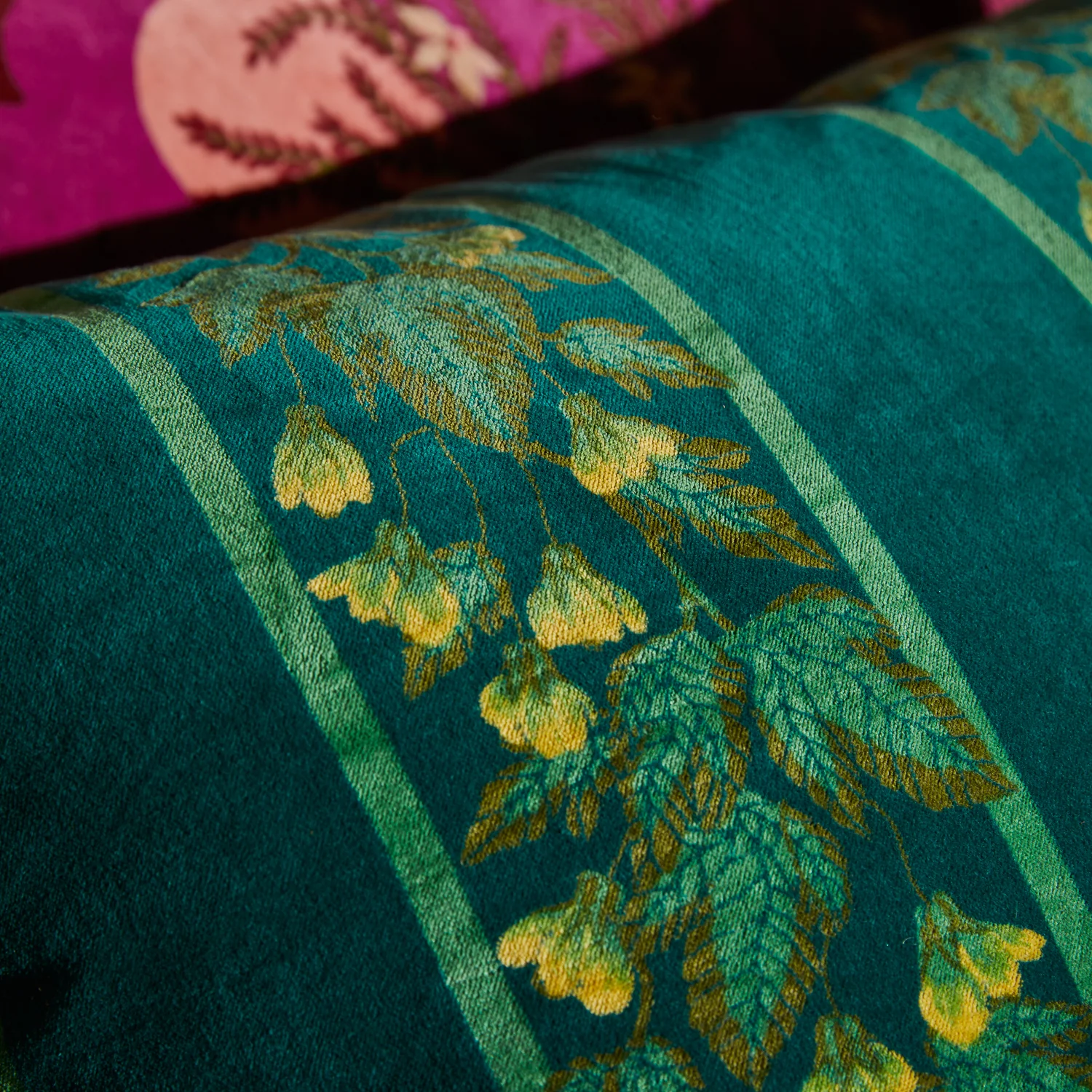 Agata Velvet Cushion - Verdant - Image 3
