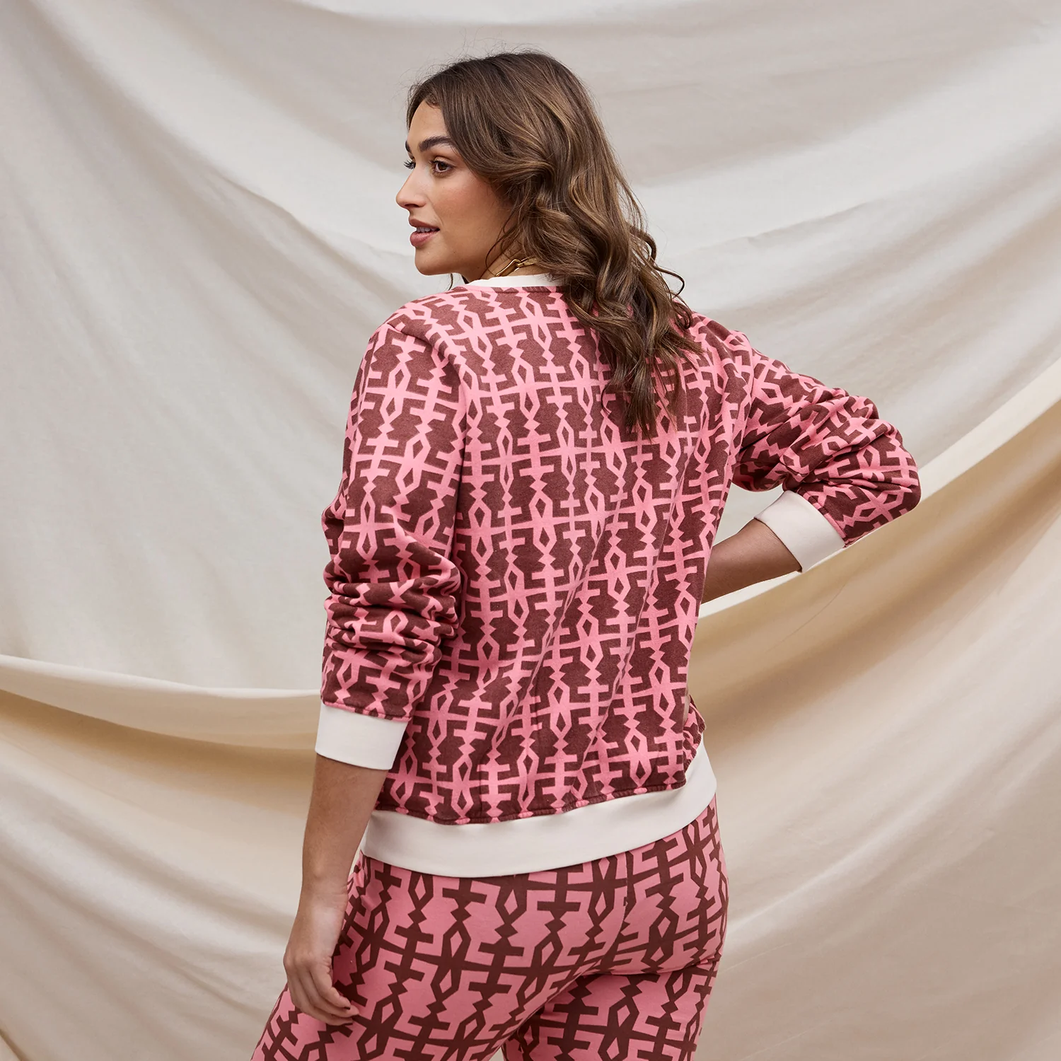 Amata Sweater - Image 9