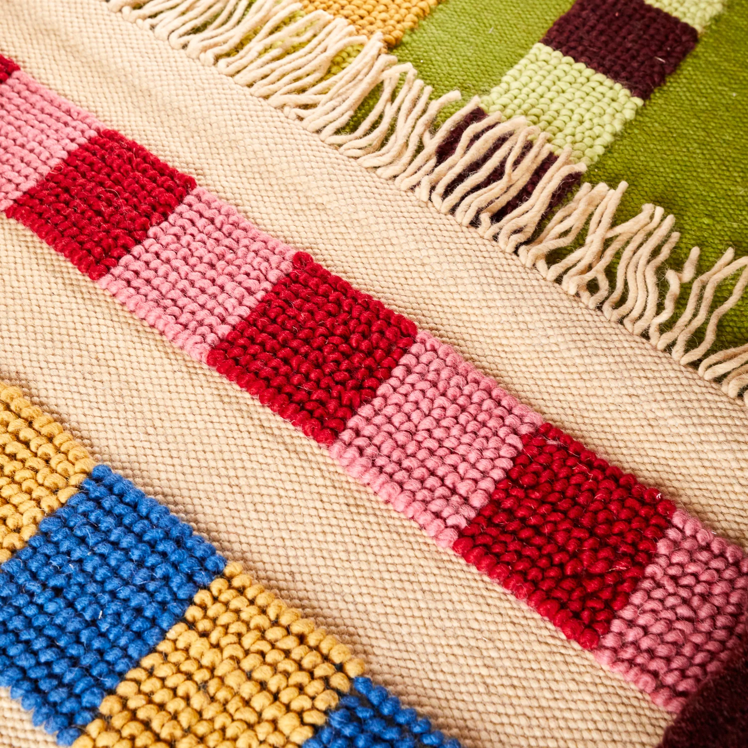 Amorette Knotted Rug - Sand - Image 4