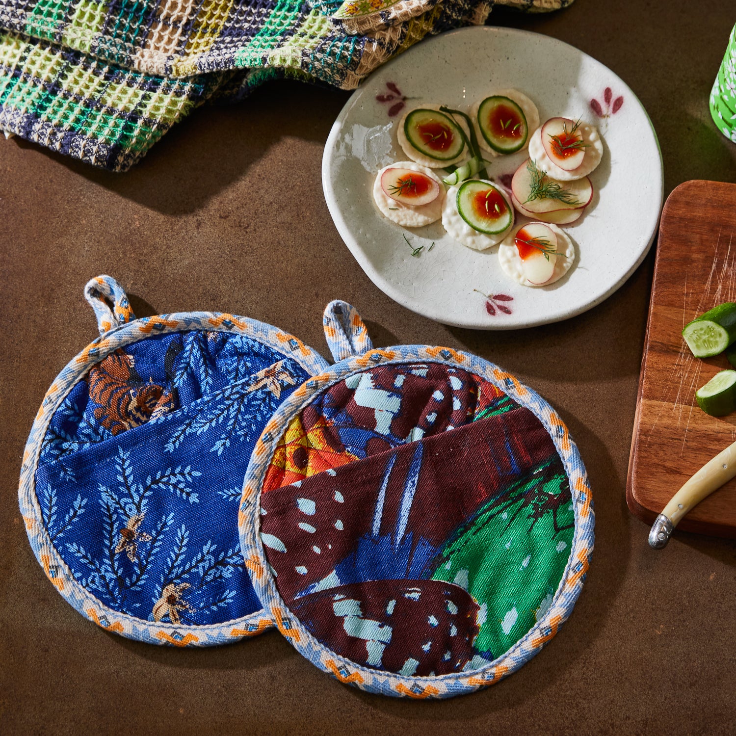 Andrea Pot Holder Set - Image 2