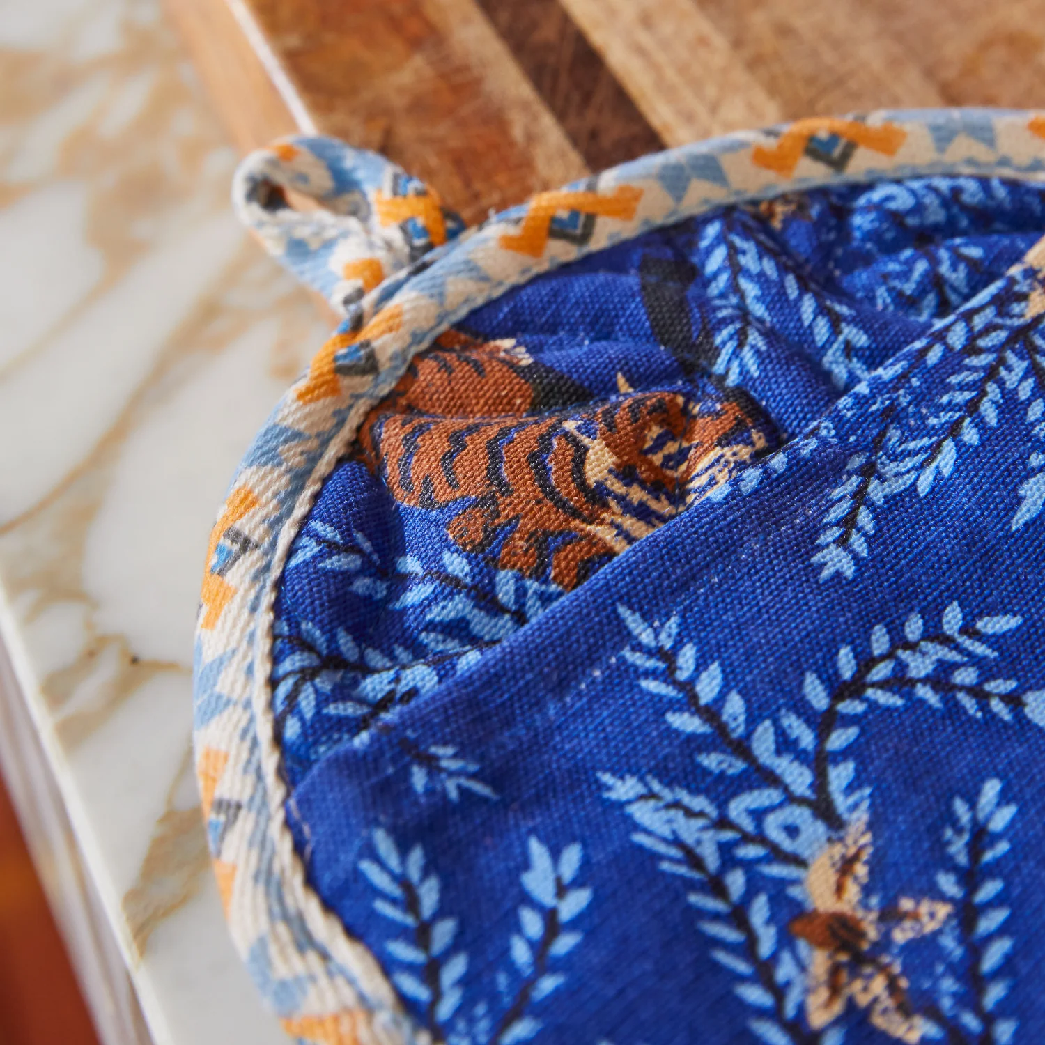 Andrea Pot Holder Set - Image 3