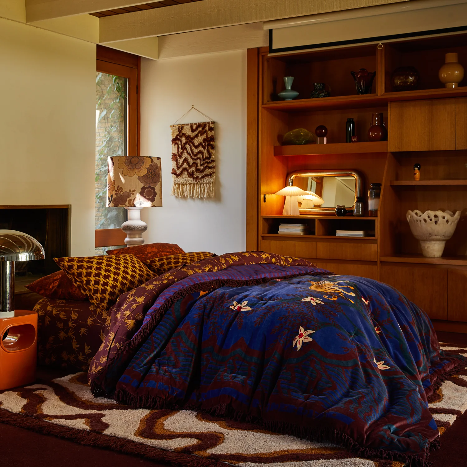 Andrea Velvet Bedcover - Image 3