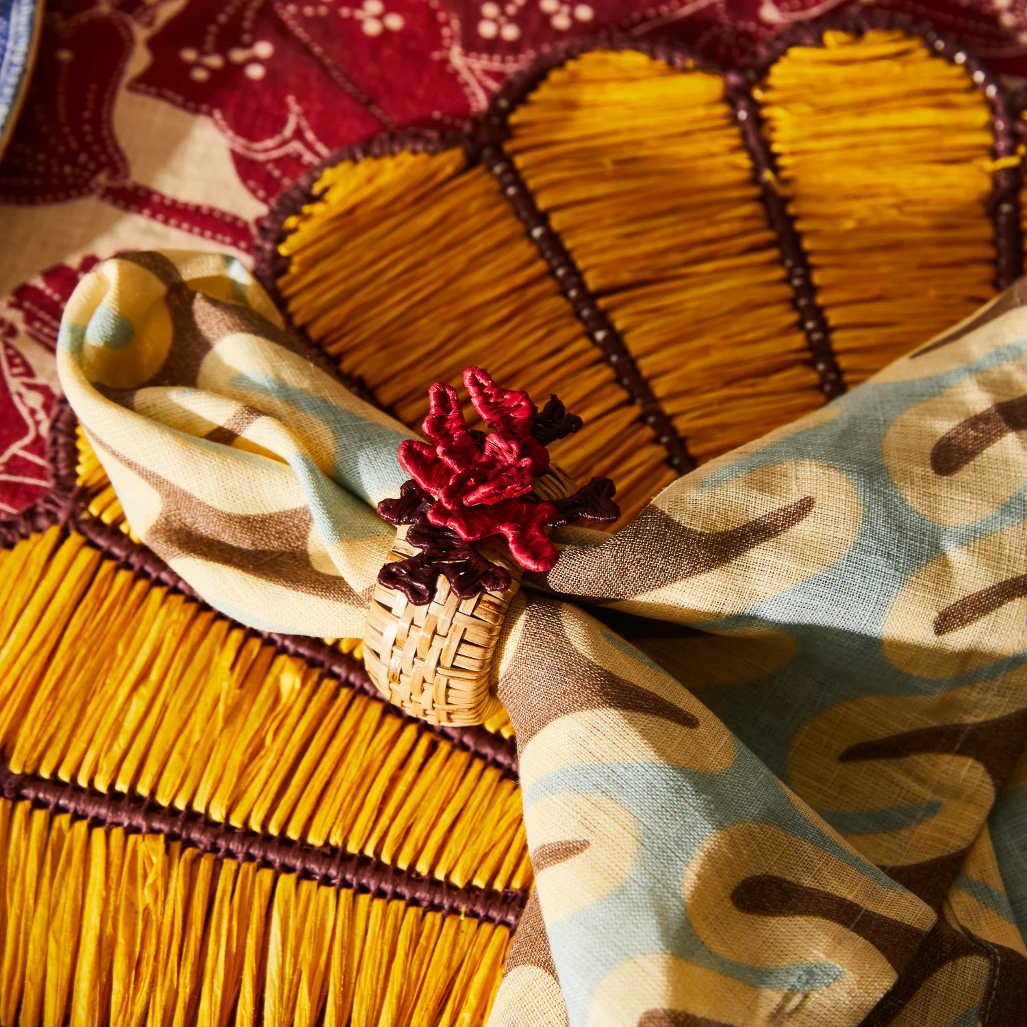 Aria Napkin Ring Set - Flame - Image 4