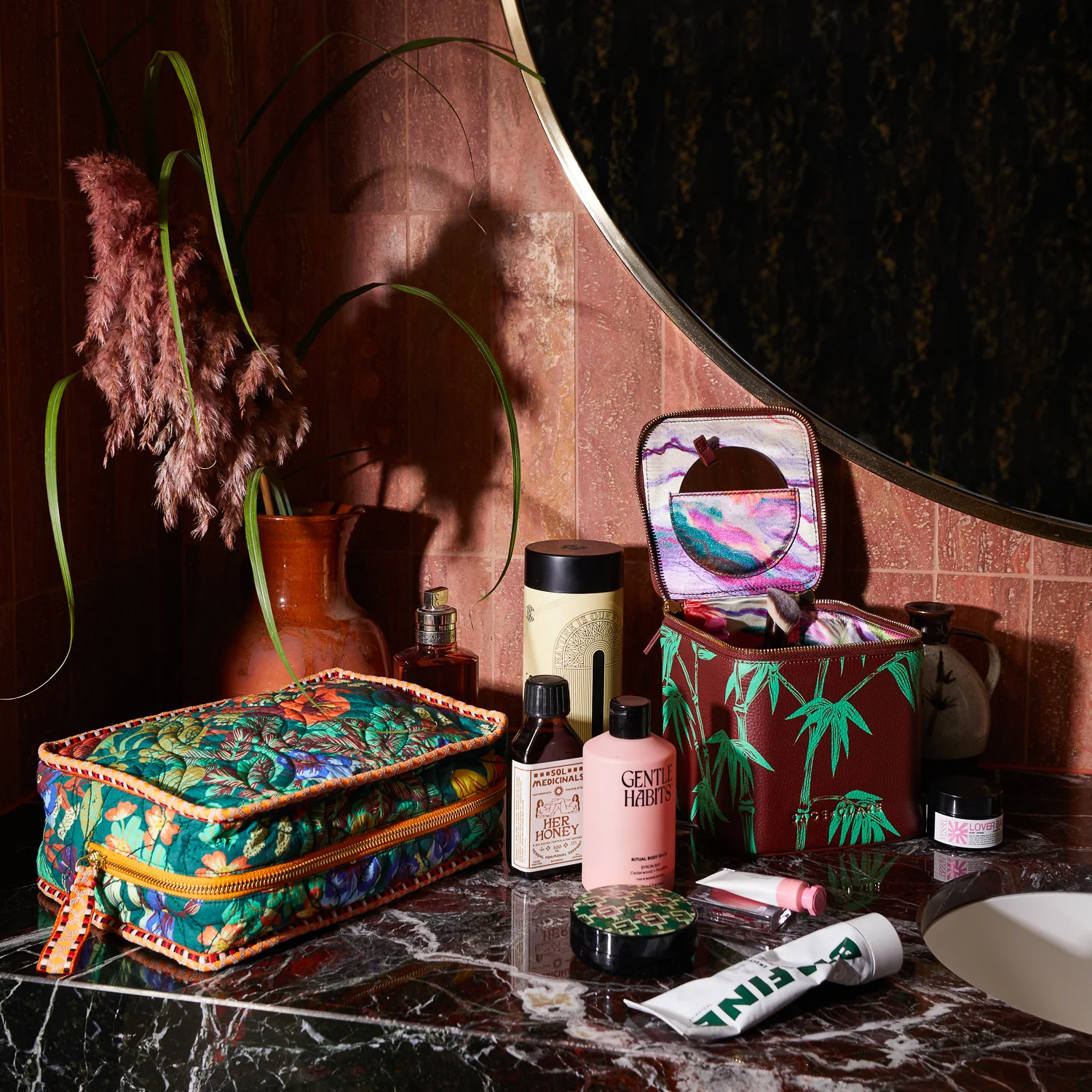 Babette Vanity Bag - Image 6