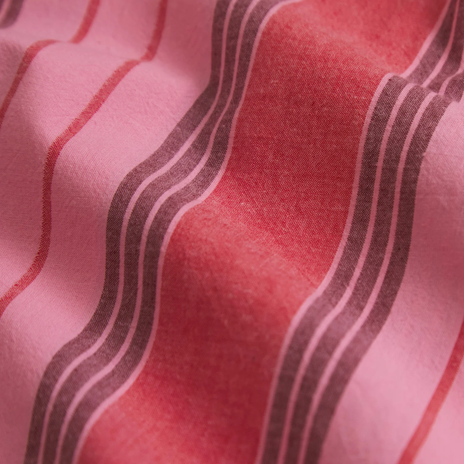 Brigitte Cotton Quilt Cover - Scarlet - Image 4