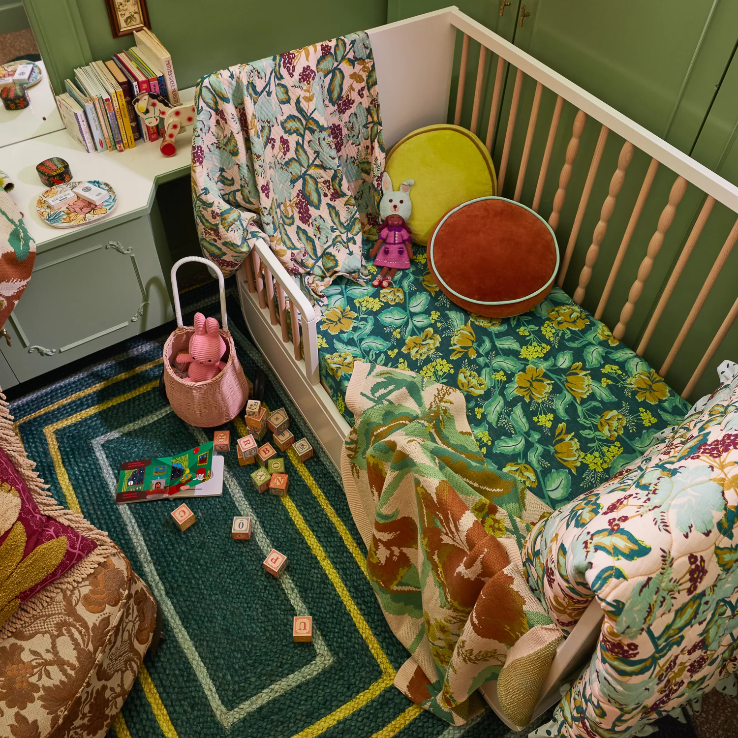 Burnet Jute Rug - Forest - Image 5