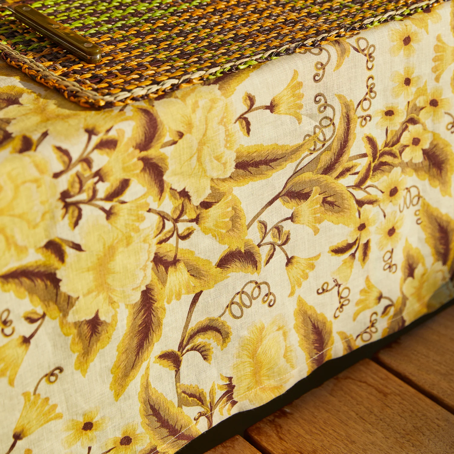 Clementine Table Cloth - Image 3