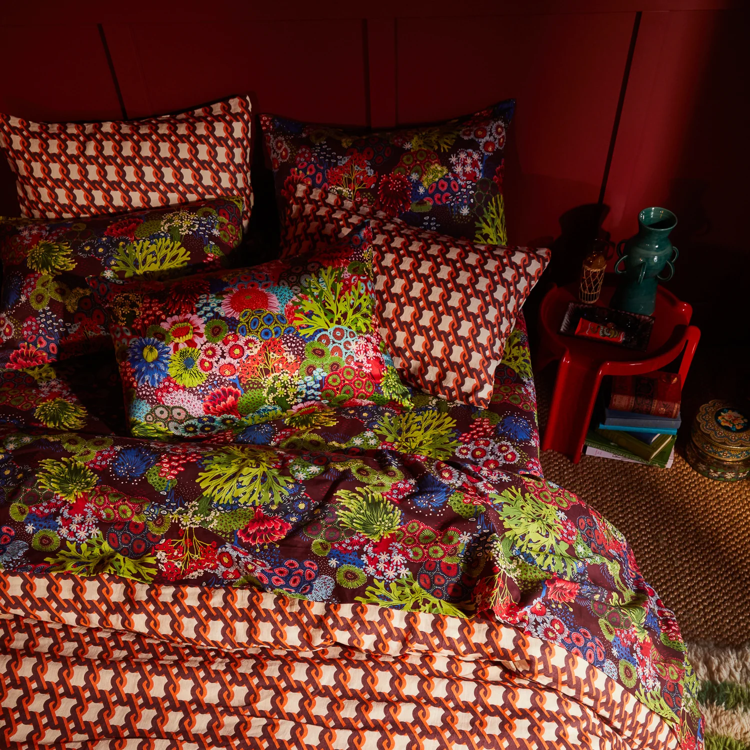 Coralie Silk Pillowcase - Garnet - Image 4