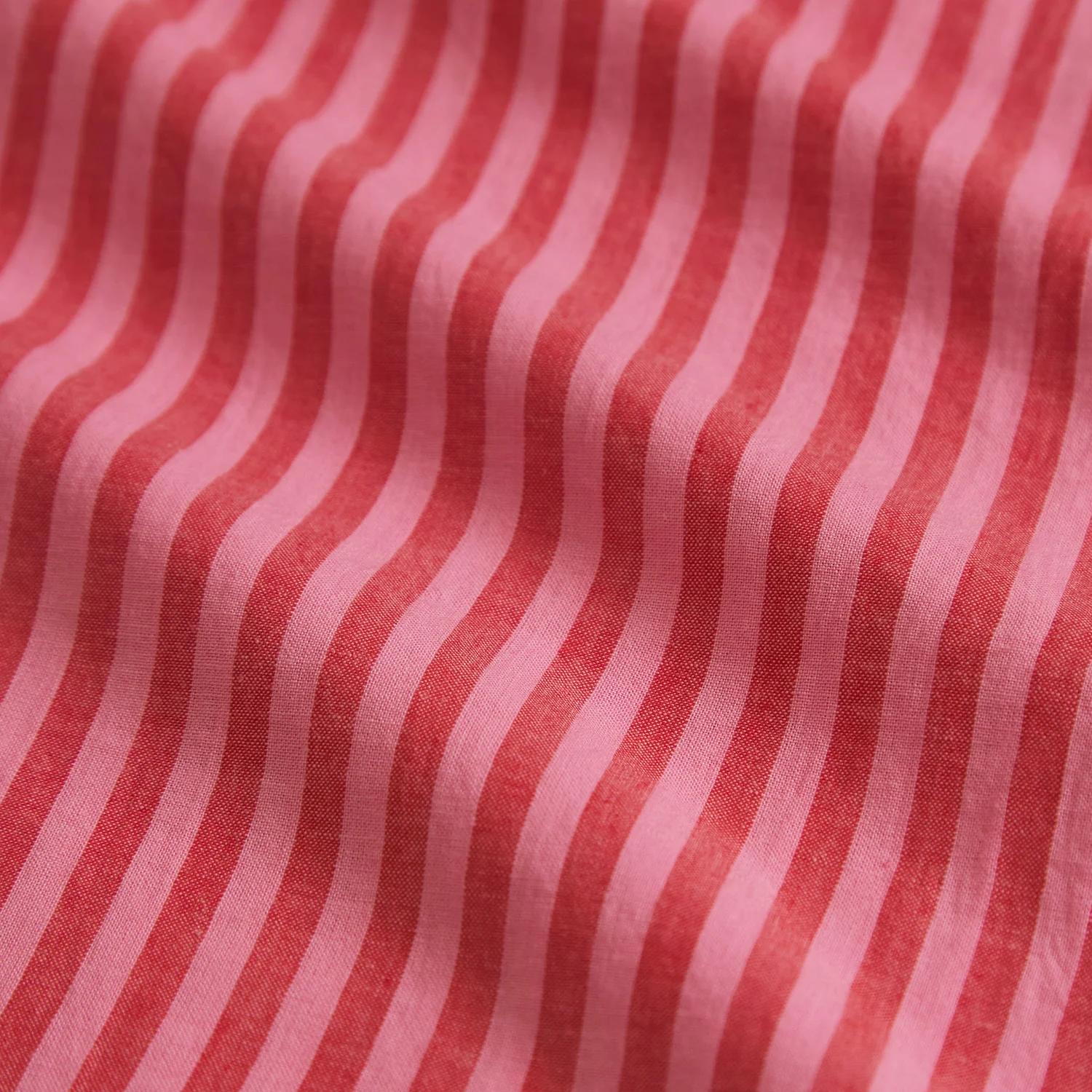Cordell Cotton Euro Pillowcase Set - Scarlet - Image 4