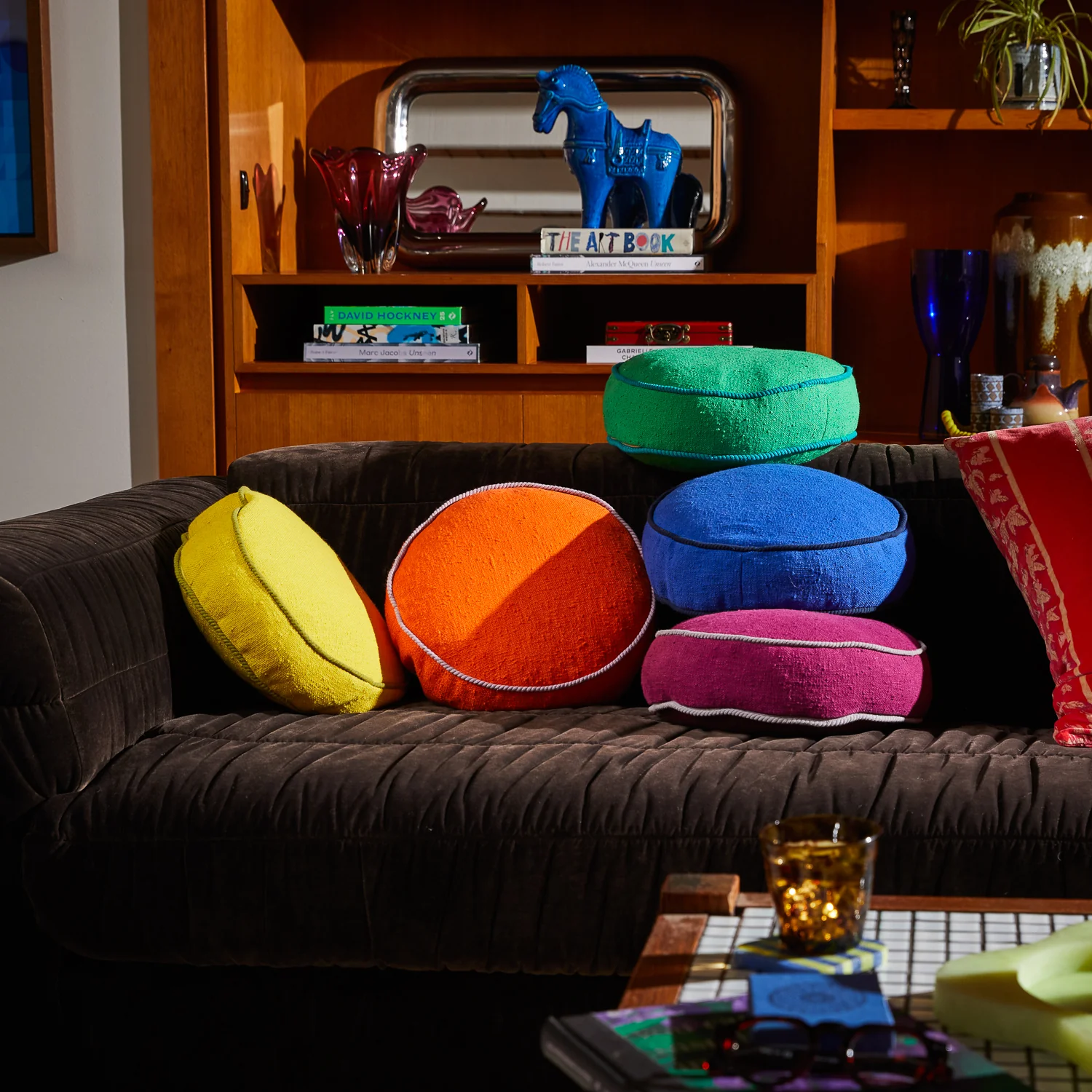 Dana Round Cushion - Medallion - Image 4
