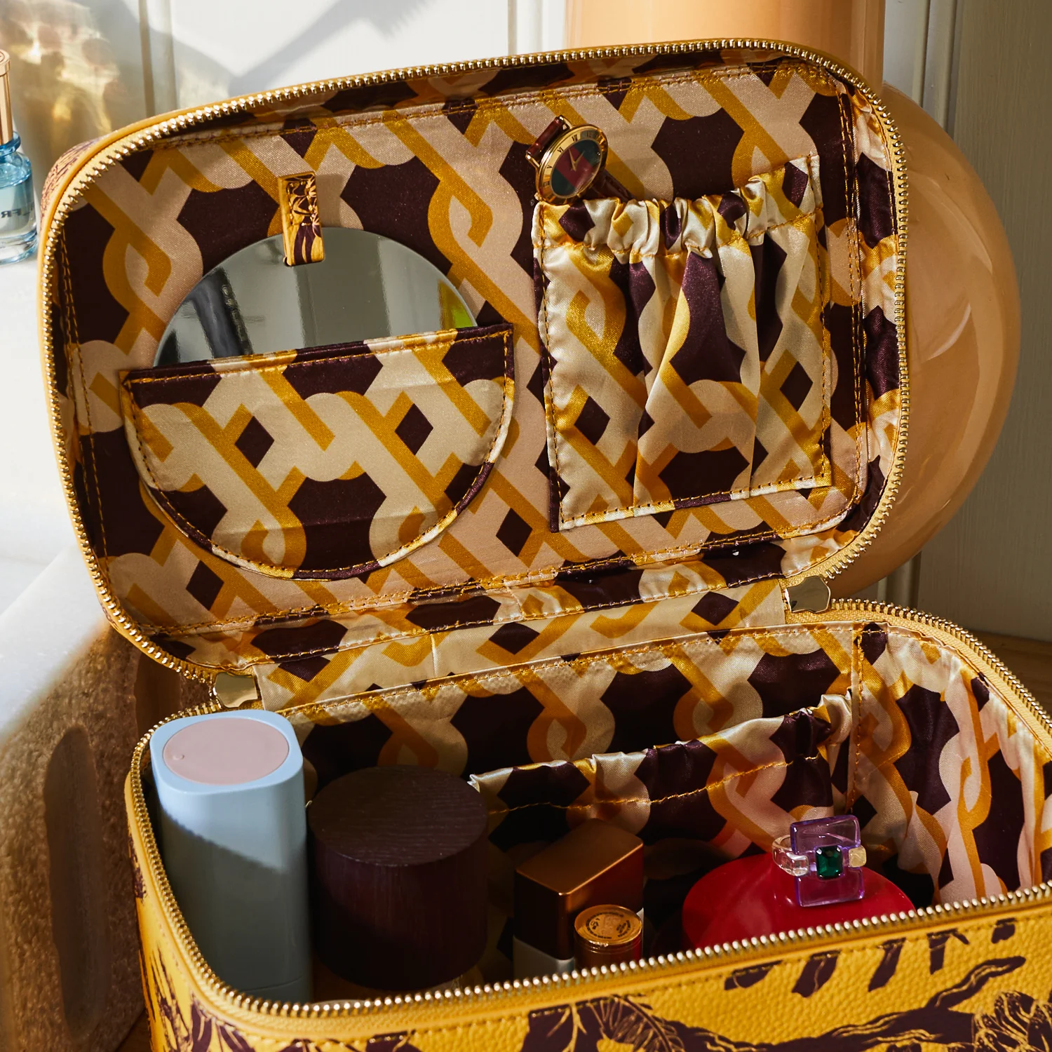 Delphine Large Vanity Case - Dune - Image 3