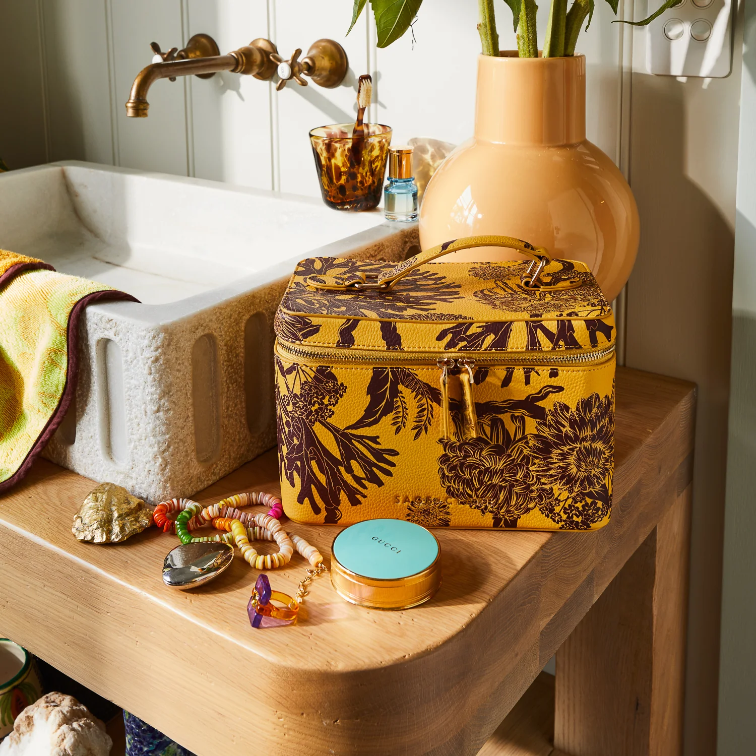 Delphine Large Vanity Case - Dune - Image 4