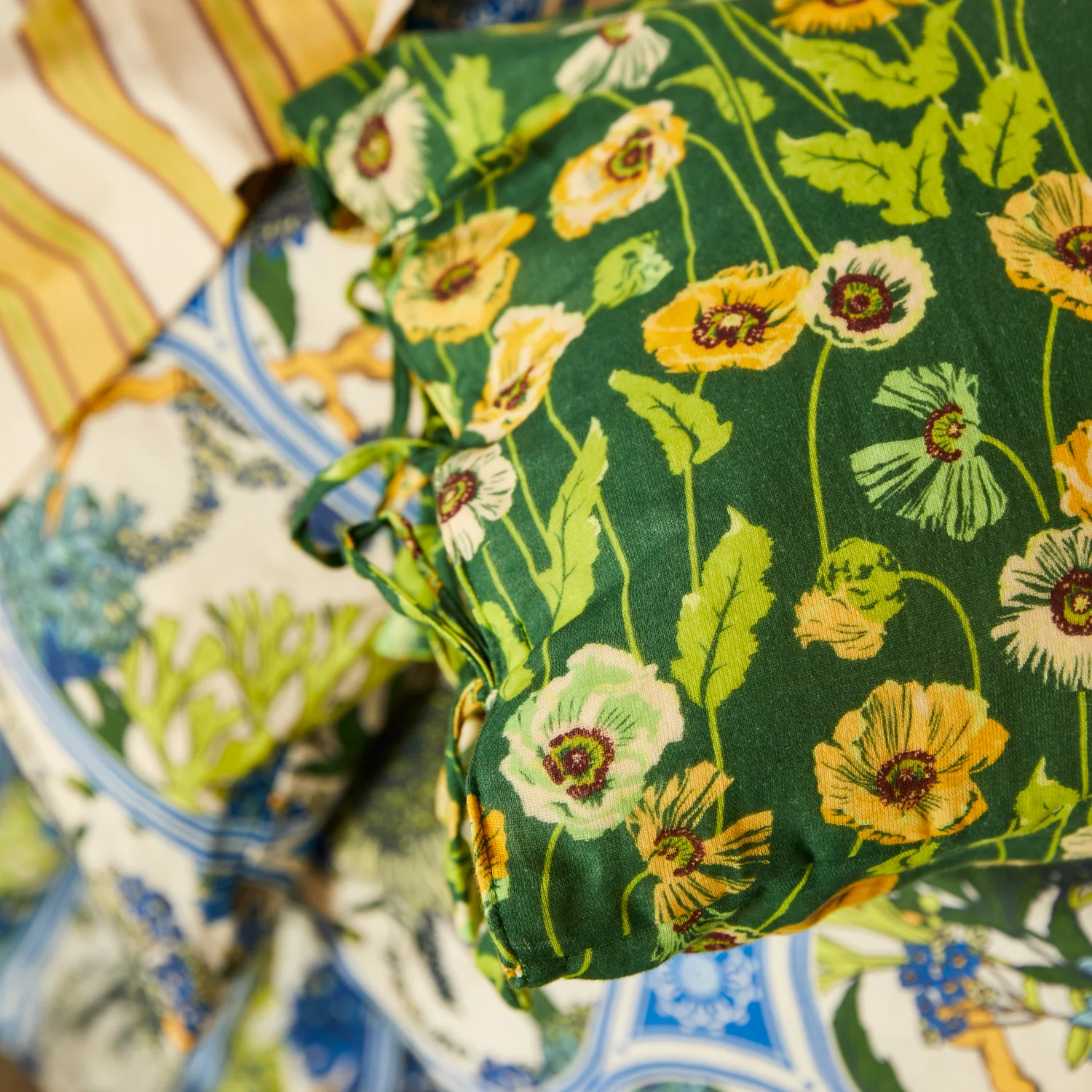 Delphine Lumbar Cushion - Image 4
