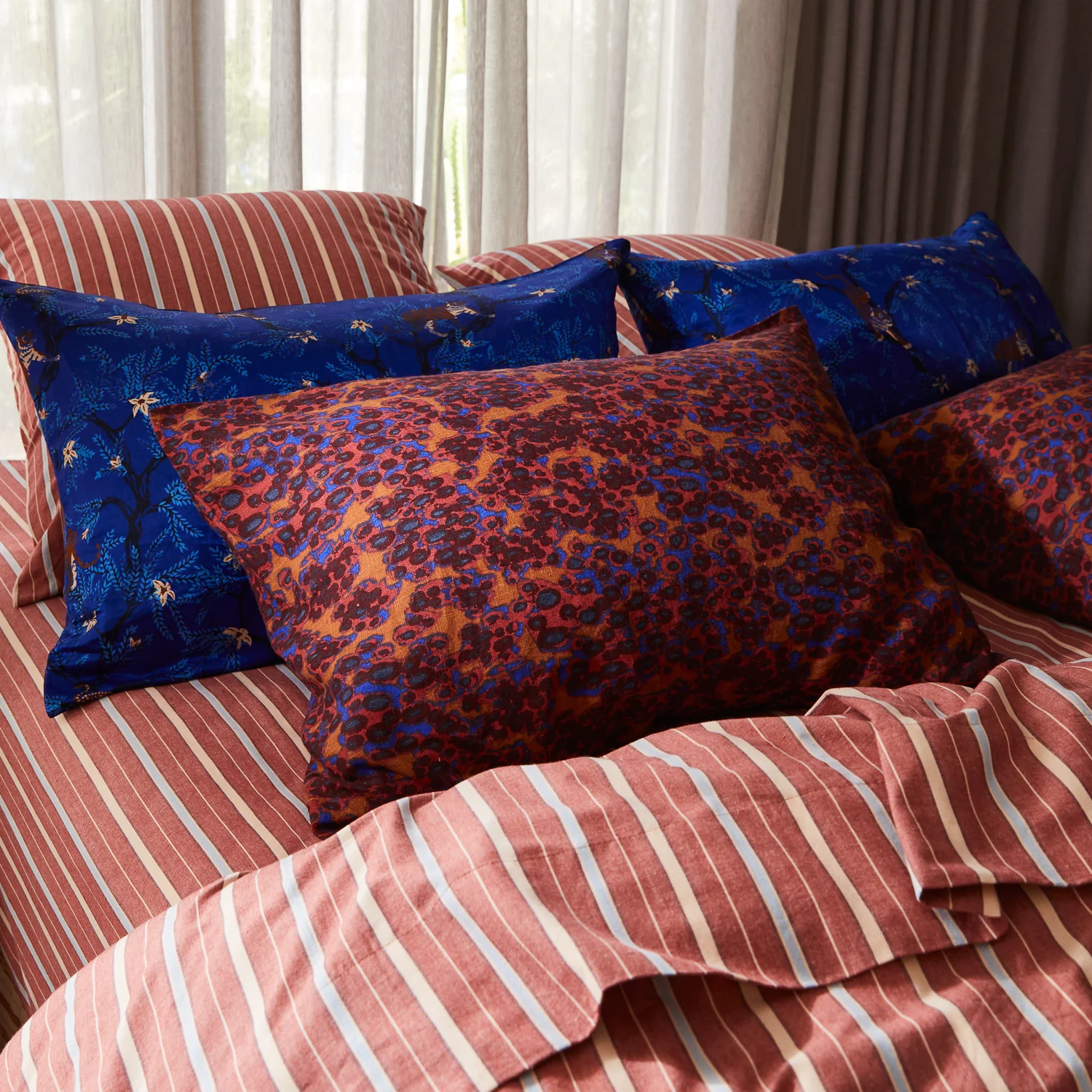Estera Linen Pillowcase Set - Image 2