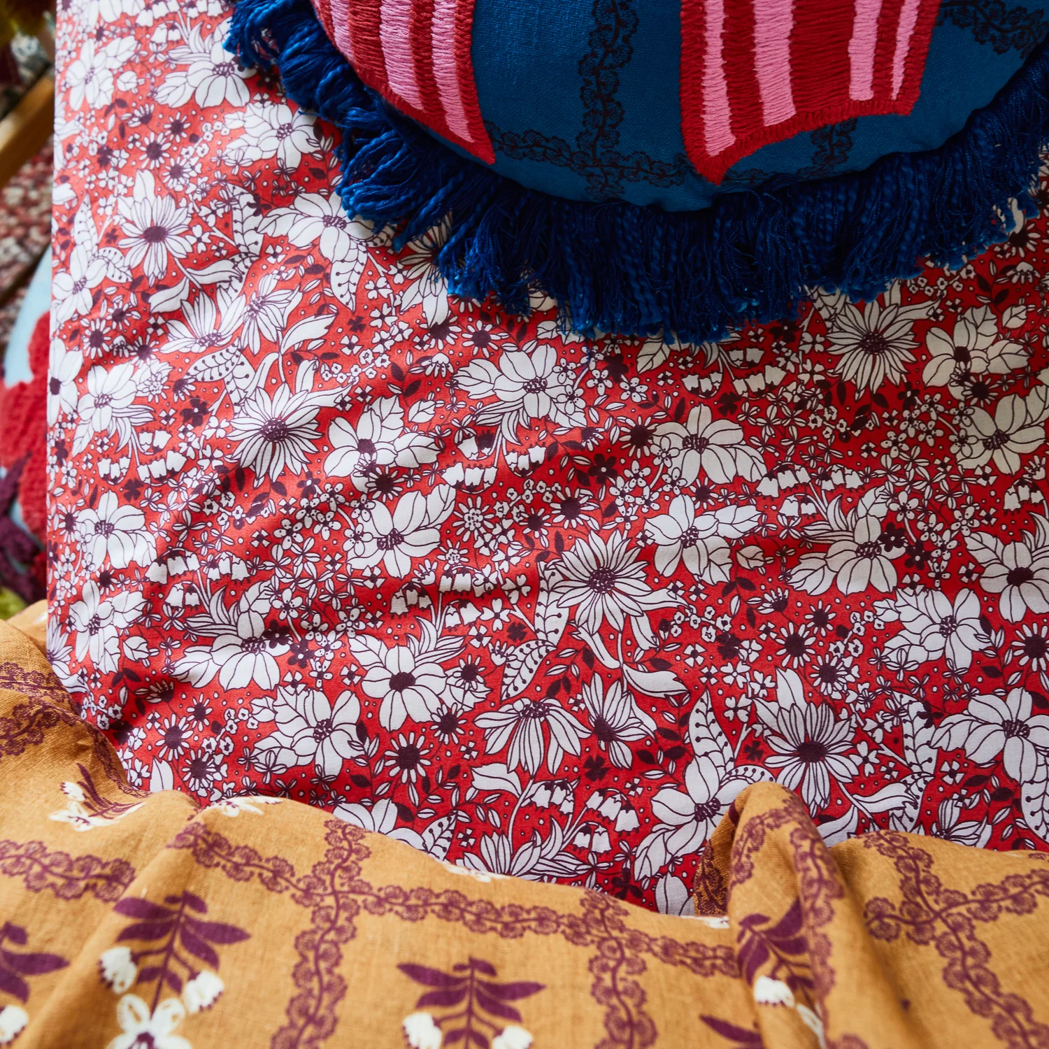 Evette Cotton Sheets - Scarlet - Image 5