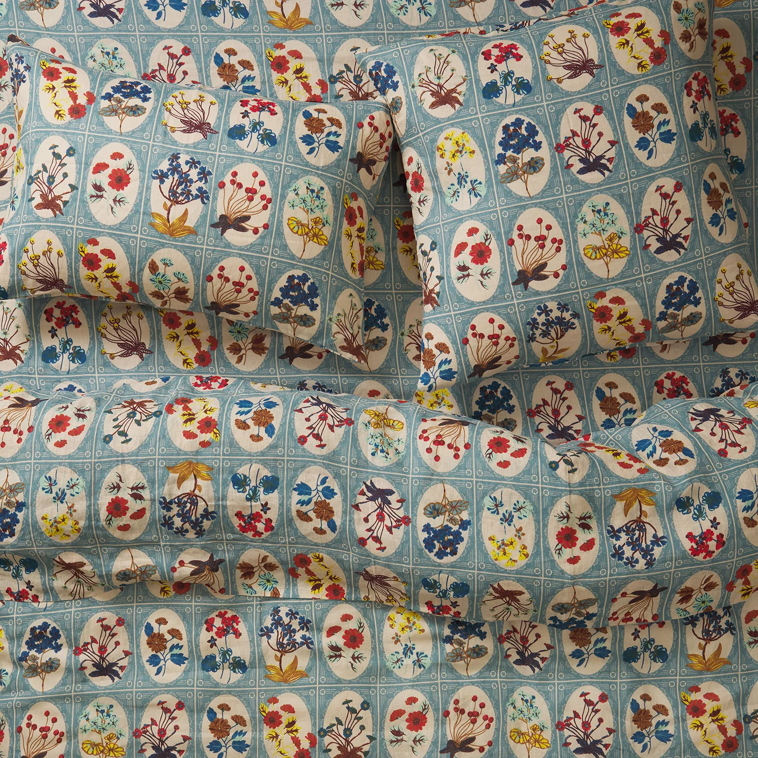 Gigi Linen Sheets - Image 3