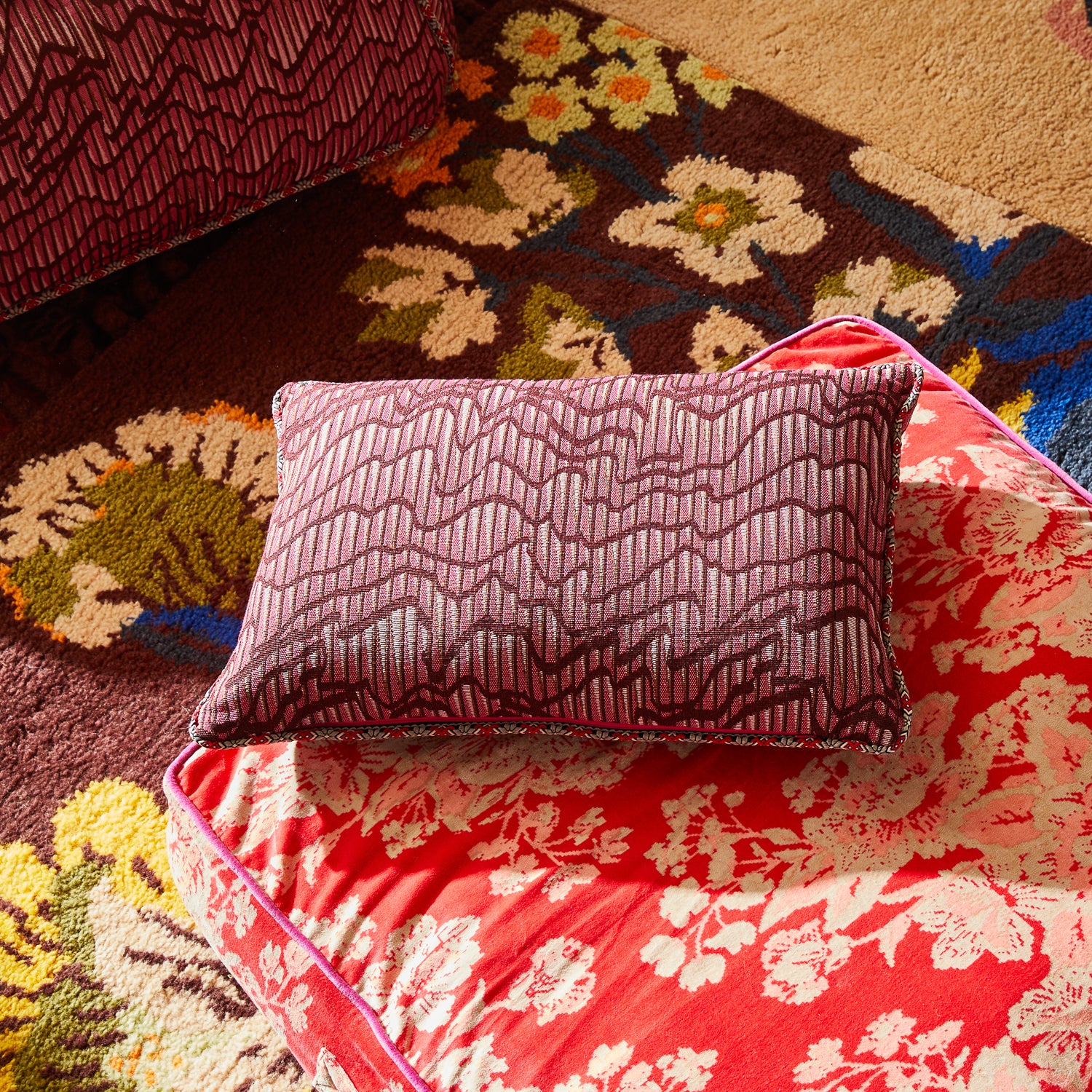 Hanna Jacquard Cushion - Image 7