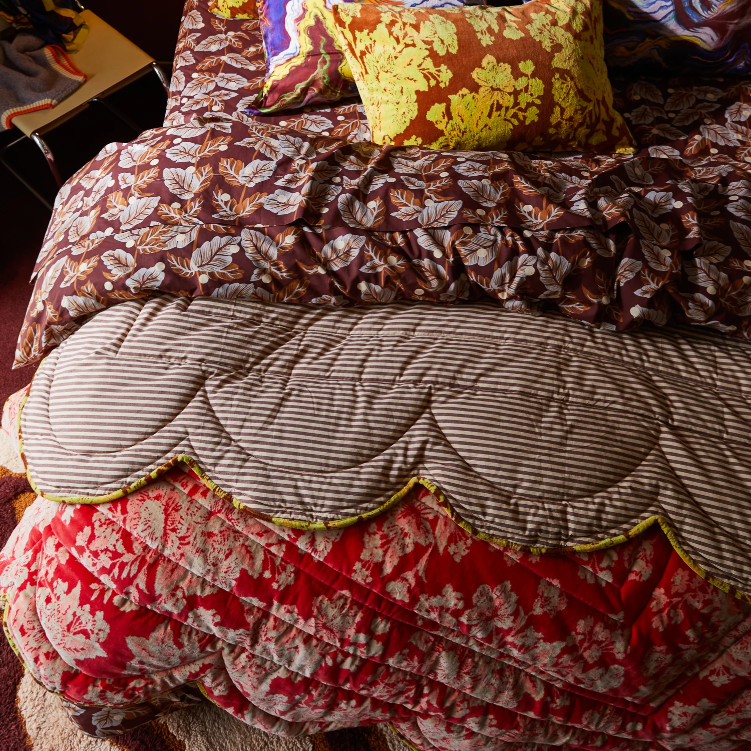 Hazel Scalloped Velvet Bedcover - Image 3