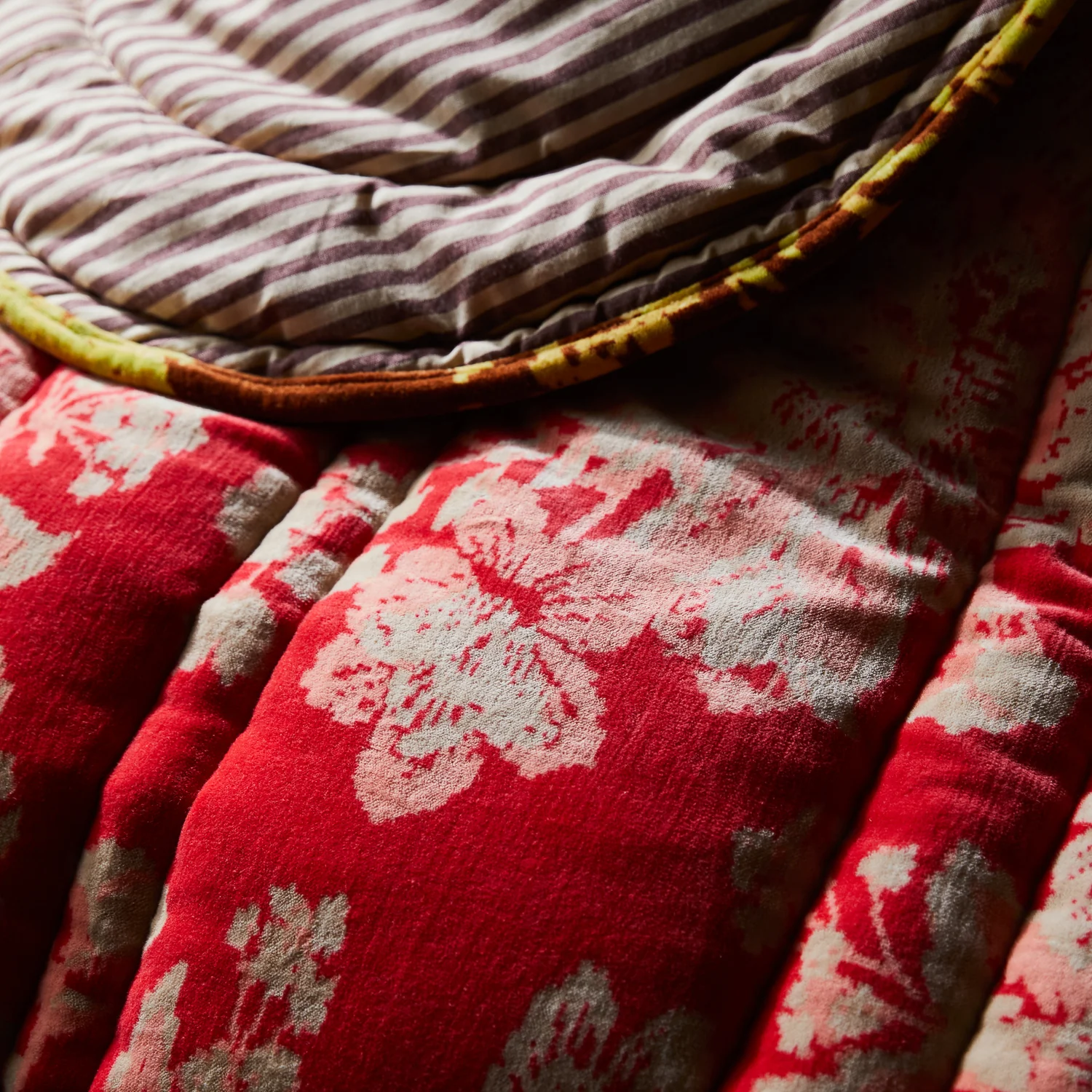 Hazel Scalloped Velvet Bedcover - Image 6