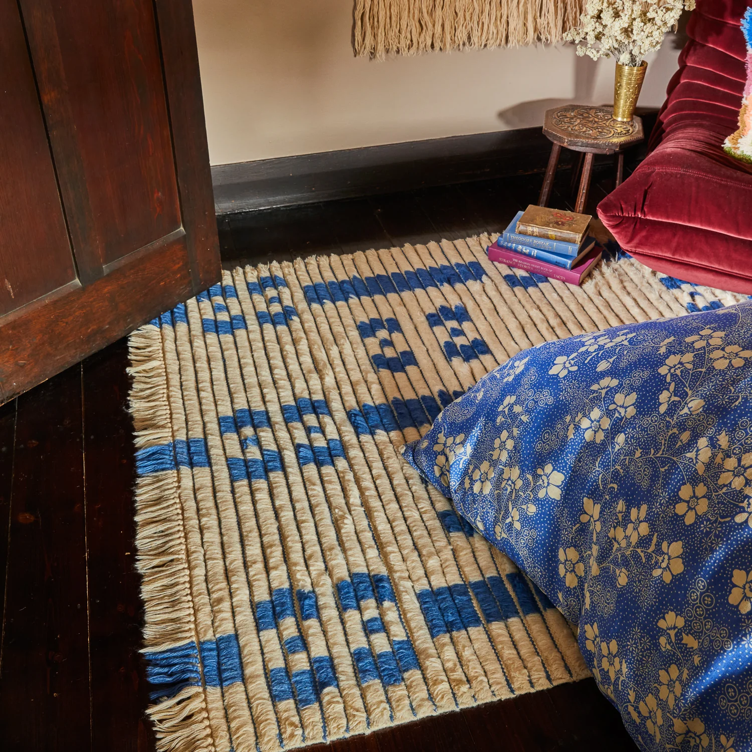 Hira Tufted Rug - Chalk - Image 4