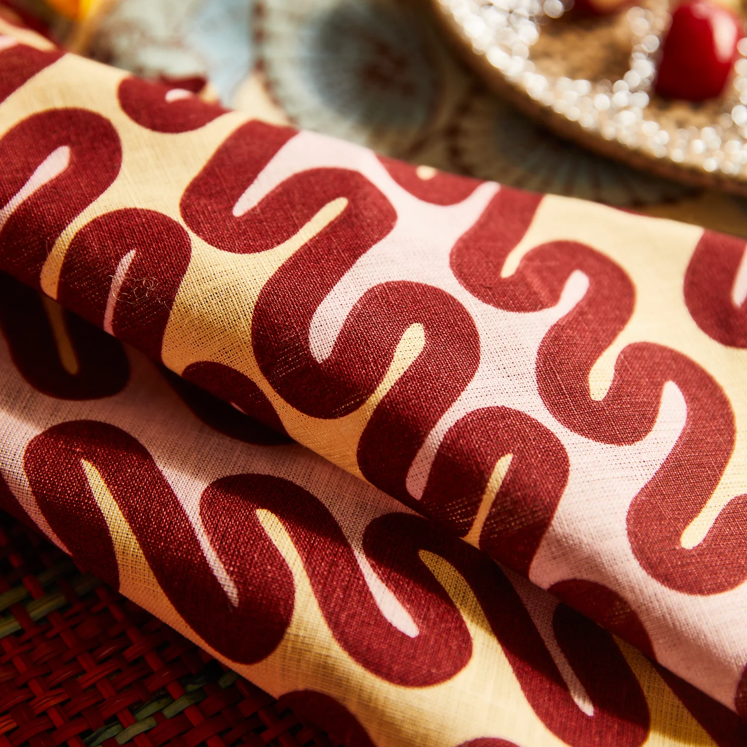 Lucia Napkin Set - Crimson - Image 4