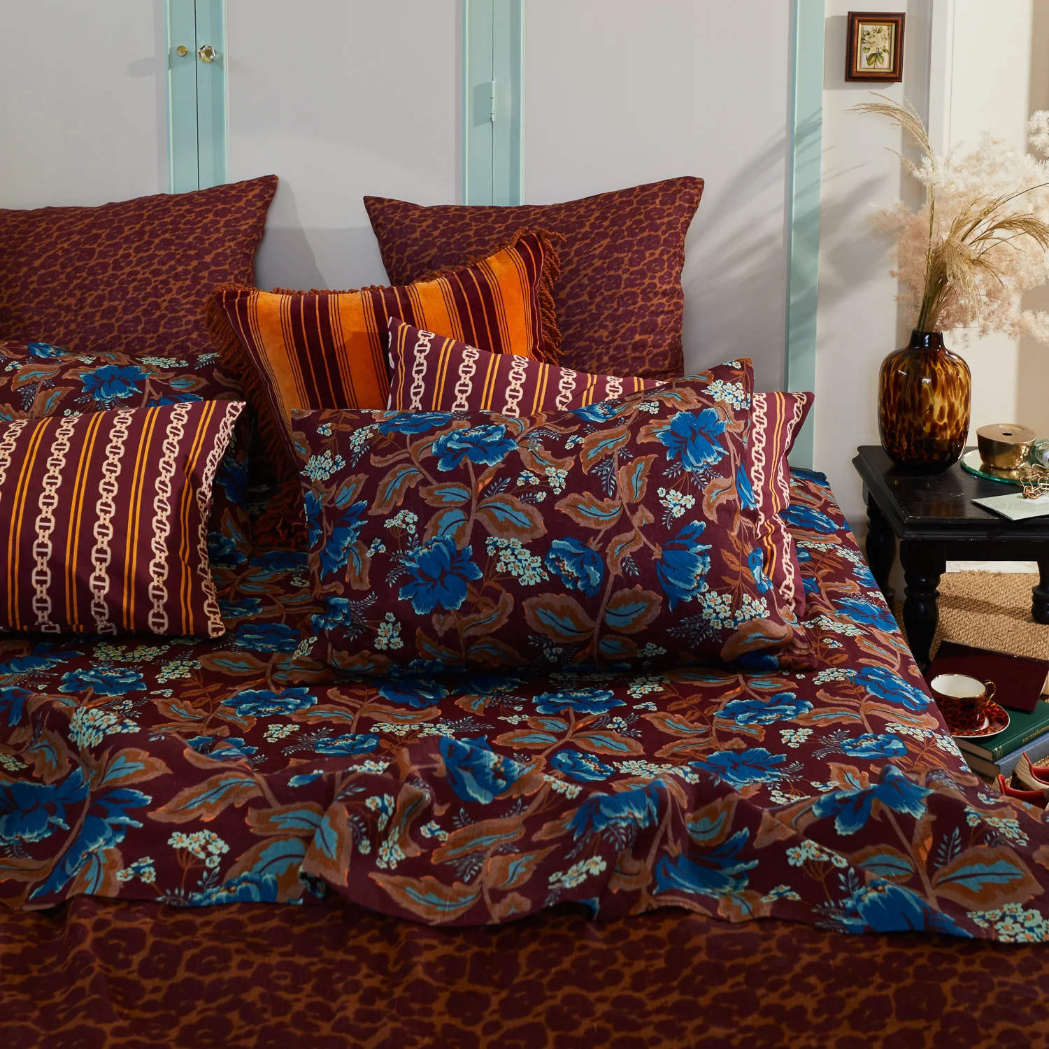 Margot Linen Pillowcase Set - Mahogany - Image 2