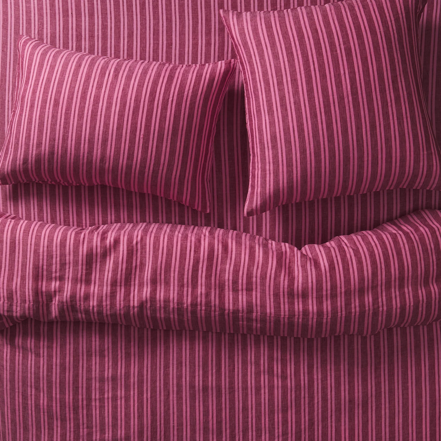 Nadine Linen Pillowcase Set - Mahogany - Image 3