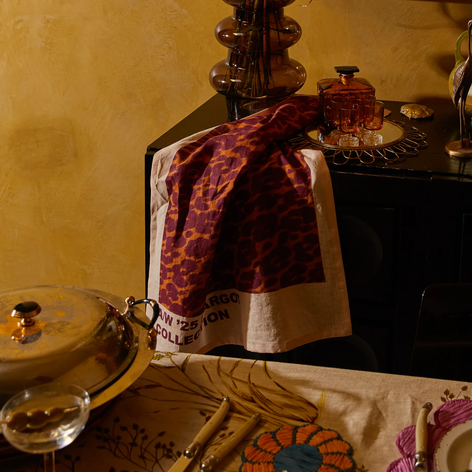 Odette Linen Tea Towel - Image 6