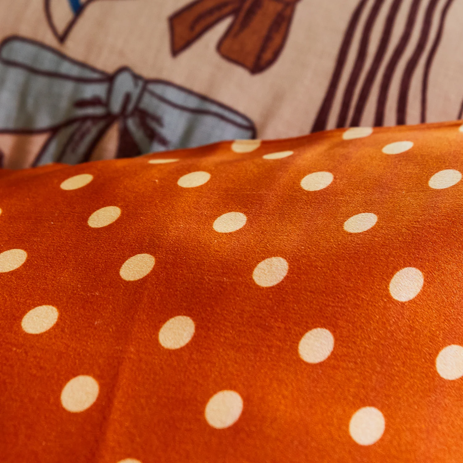 Paige Silk Pillowcase - Copper - Image 4