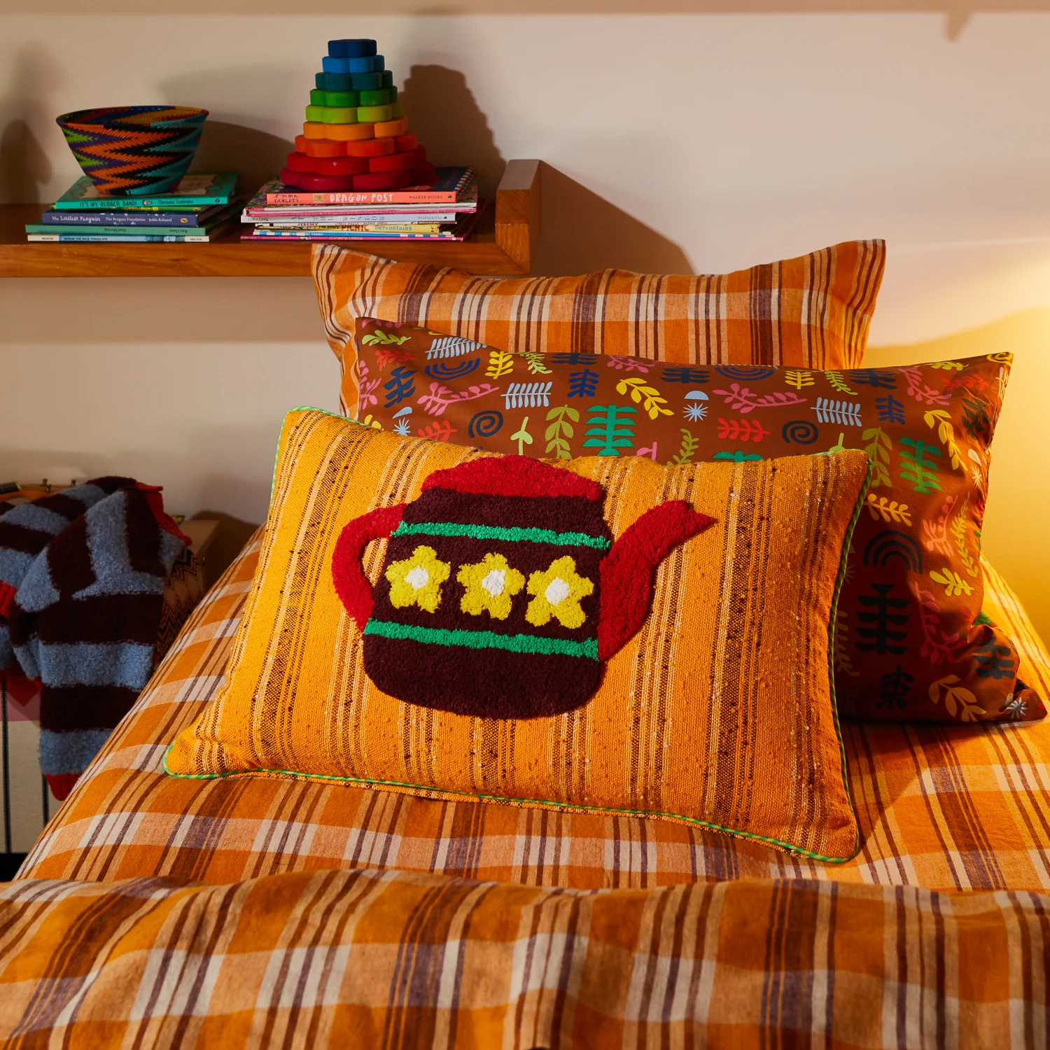 Rita Tufted Cushion - Image 2