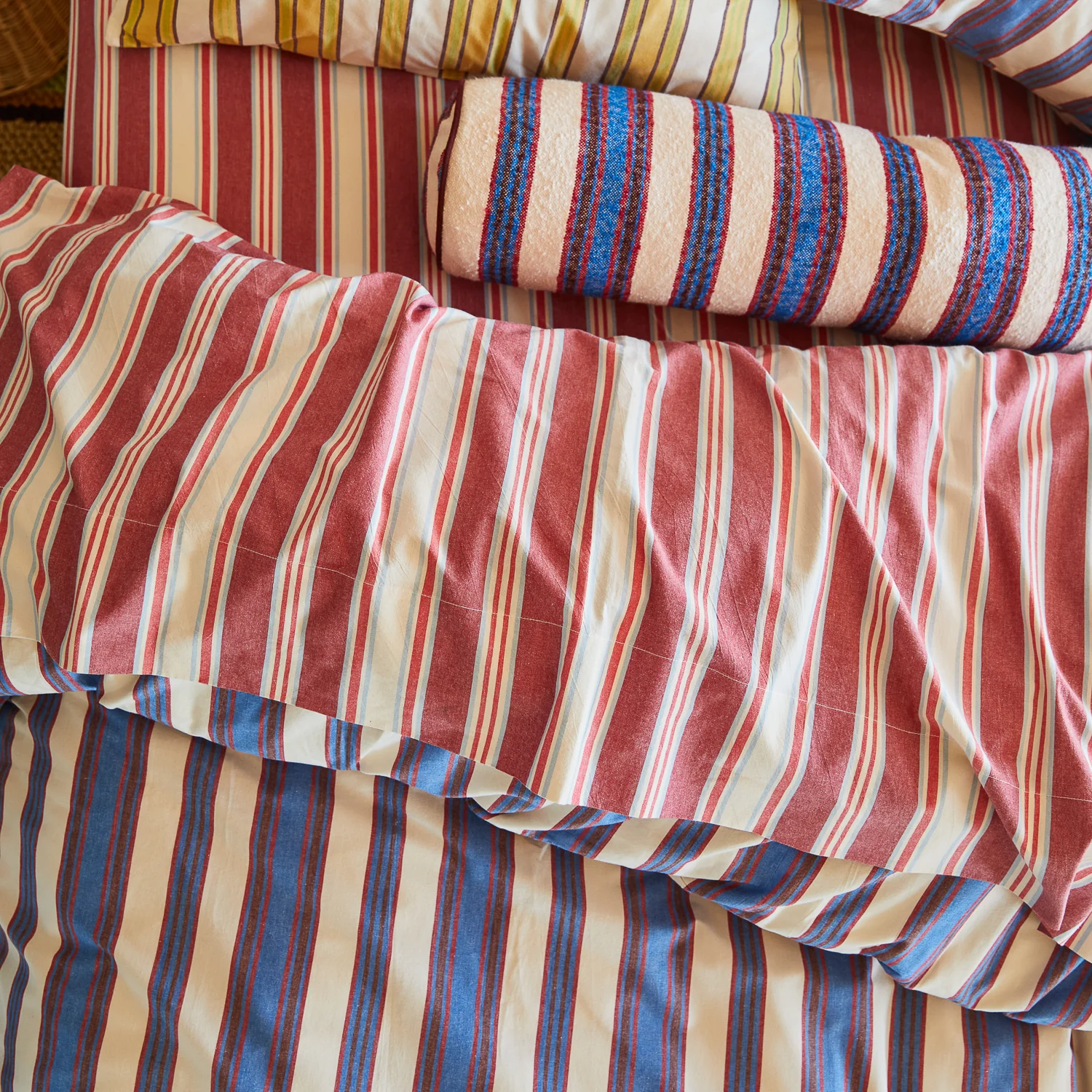 Selene Cotton Sheets - Crimson - Image 5