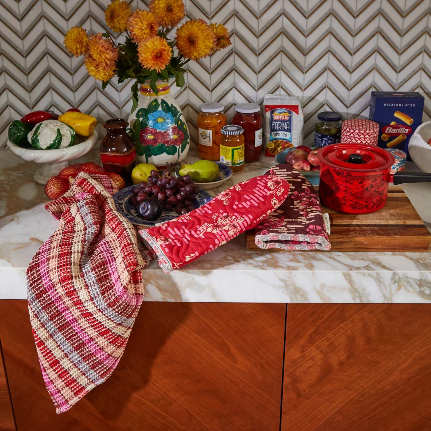Stela Check Tea Towel - Pansy - Image 5
