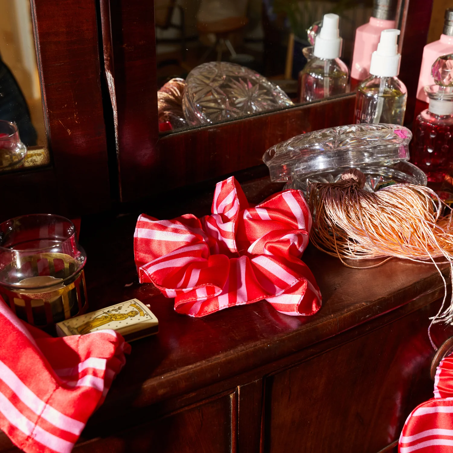 Taylor Silk Scrunchie Set - Image 4