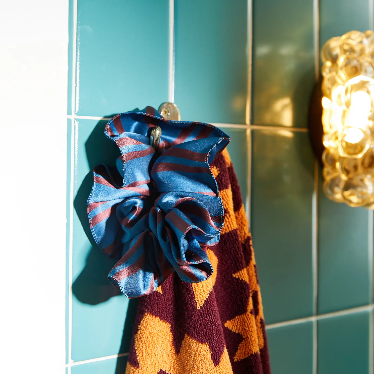 Taylor Silk Scrunchie Set - Image 5