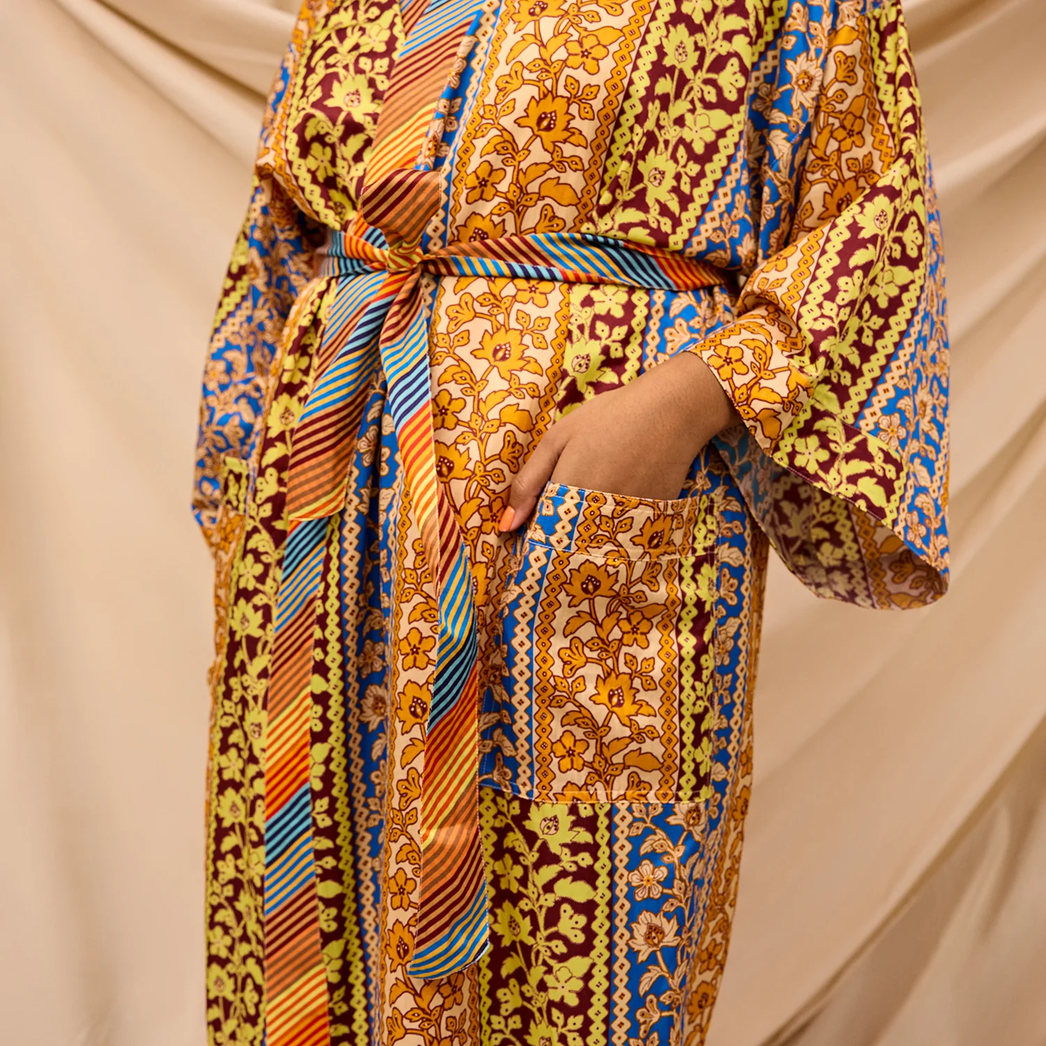 Thea Robe - Image 3