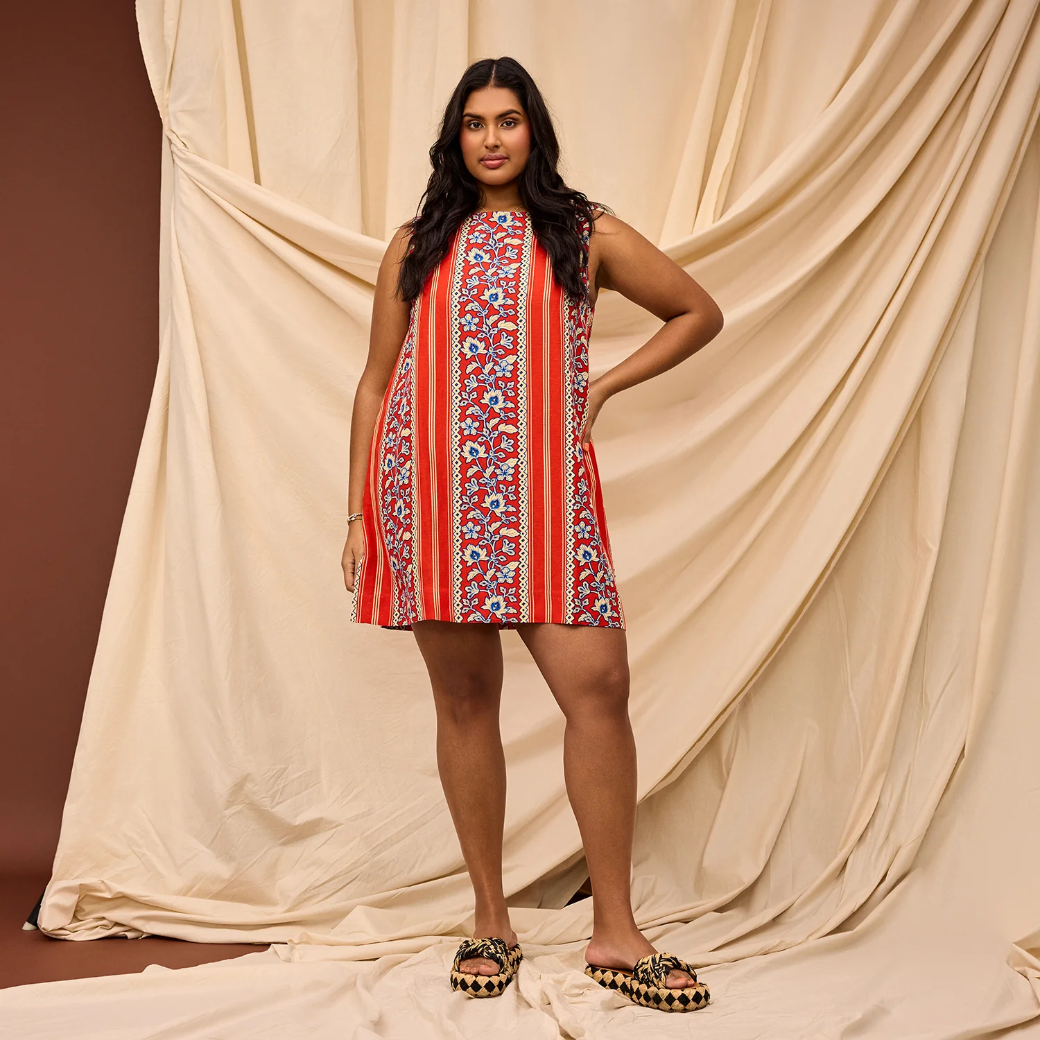 Thea Shift Dress - Image 3