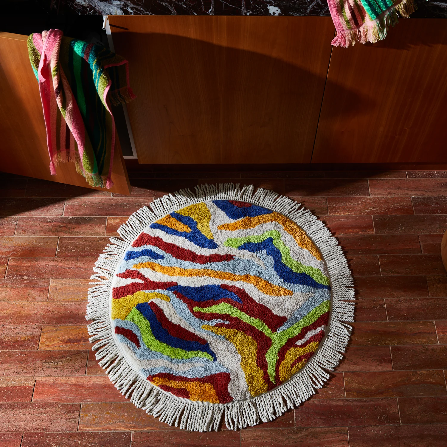Zoi Round Bath Mat - Image 2